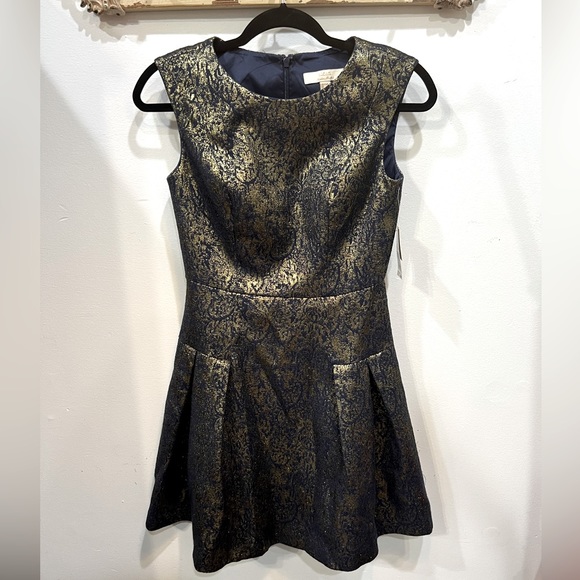 Aidan by Aidan Mattox Dresses & Skirts - Aidan Dress US Size 2. Never Worn